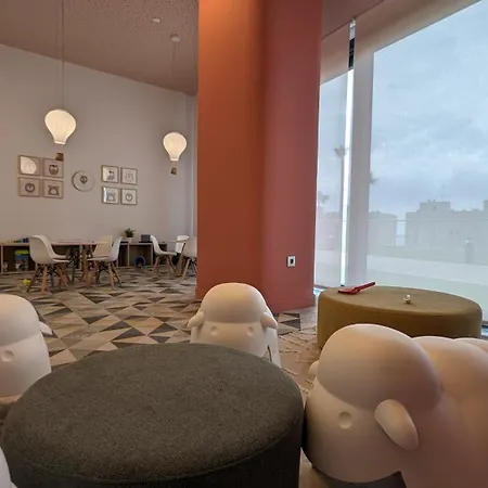 Sunset Cliffs Sea View شقة بينايدورم