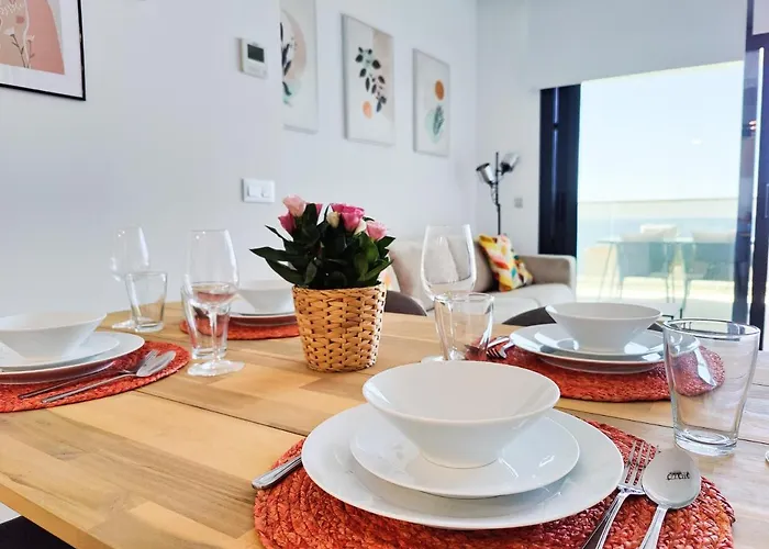 Sunset Cliffs Sea View *