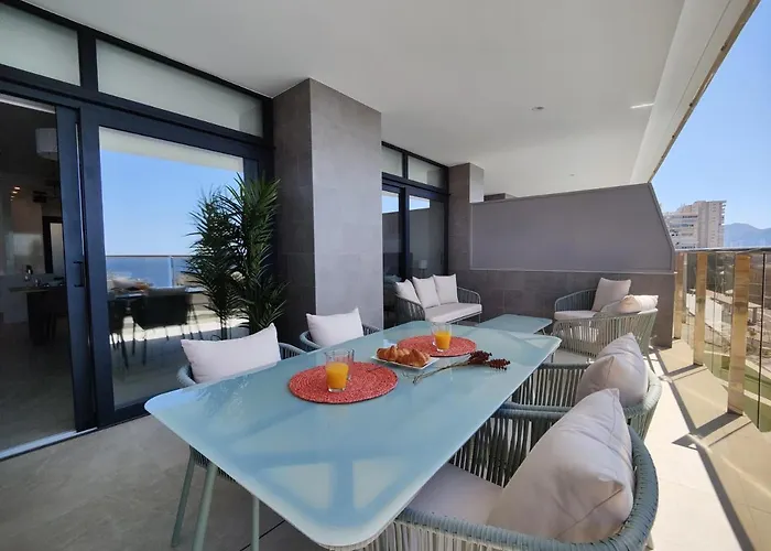 Sunset Cliffs Sea View Apartmán *