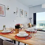 Sunset Cliffs Sea View アパート ベニドルム